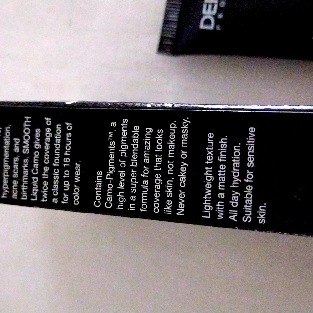 2 DERMABLEND Professional Smooth Liquid Camo Foundation Copper 55W